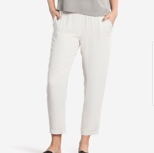 Grana 100% silk cream ankle pants